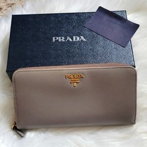 PRADA